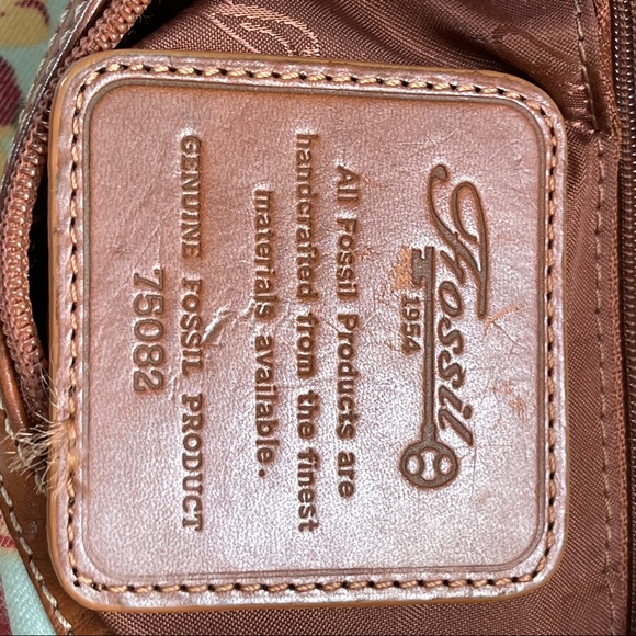 Fossil Classic #75082 Floral Shoulder Handbag - Picture 7 of 10